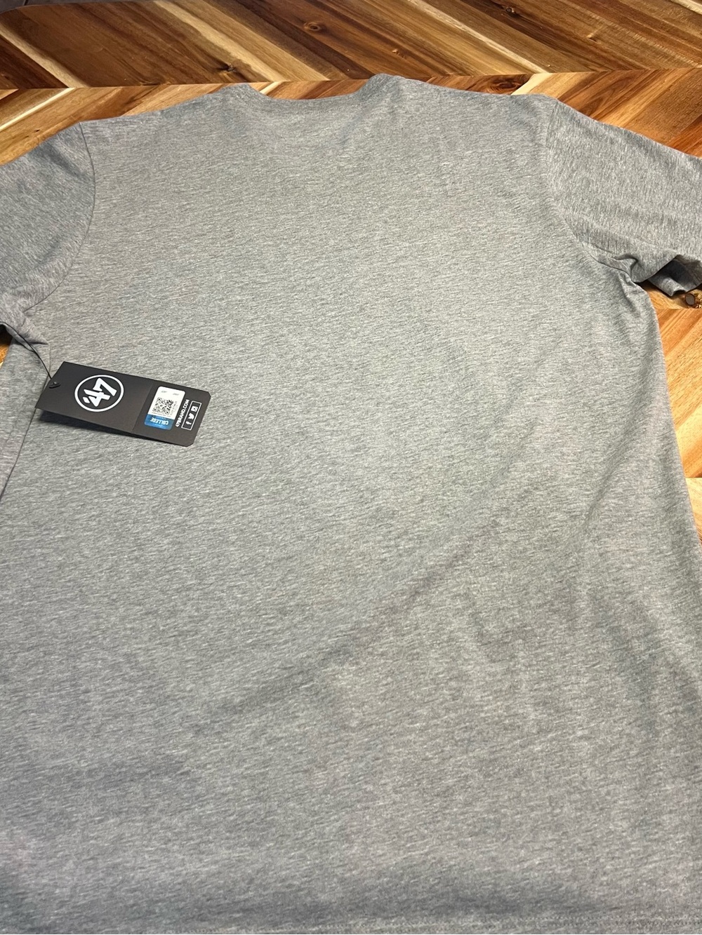 Men’s 47 Brand Miami Hurricanes Gray Graphic Tee with Orange Logo - Picture 2 of 8